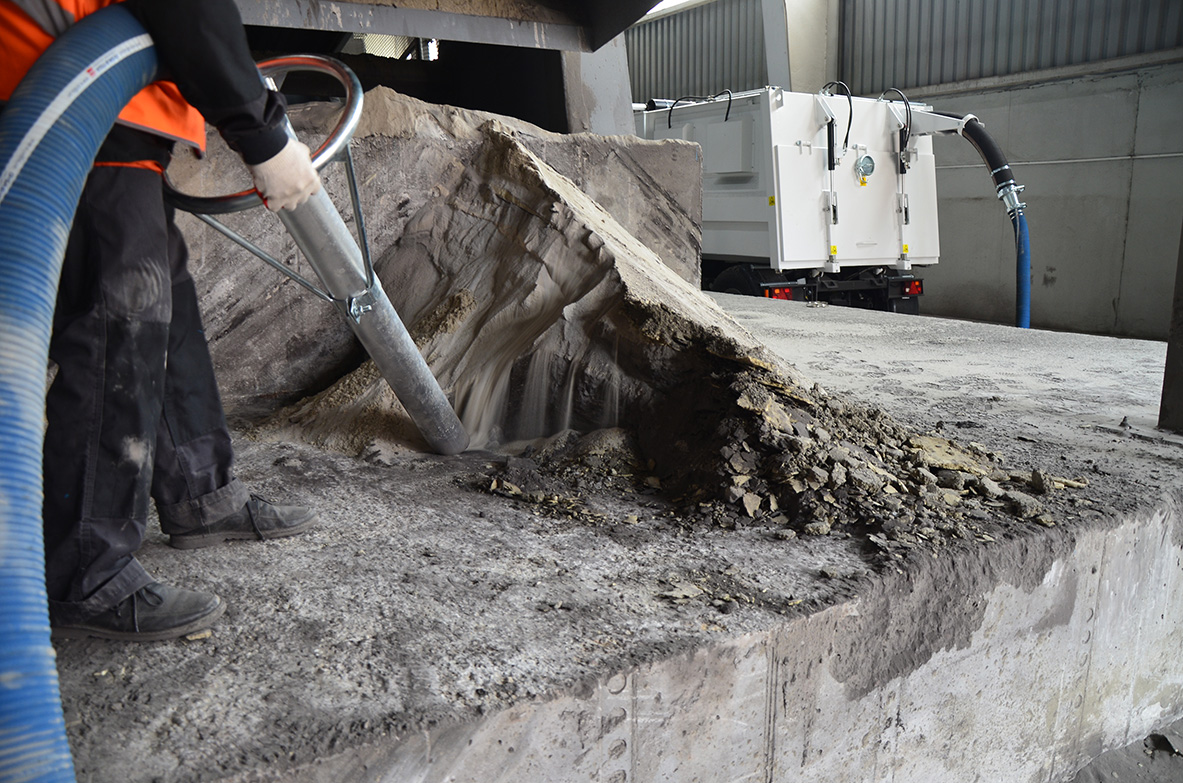 Уборка производственных помещений с помощью АВП РИАТ